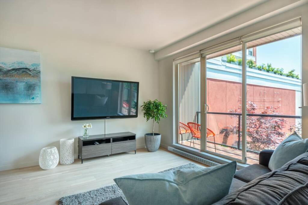 Clean 3Rd Floor Executive 1 Bedroom Apt In Old Town China Town Victoria Exteriör bild