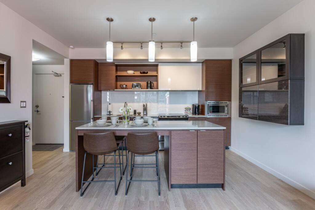 Clean 3Rd Floor Executive 1 Bedroom Apt In Old Town China Town Victoria Exteriör bild